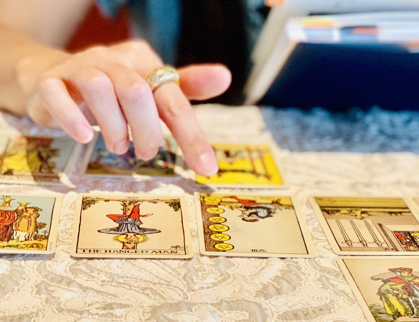 東京アメリカンクラブでタロットリーディング。