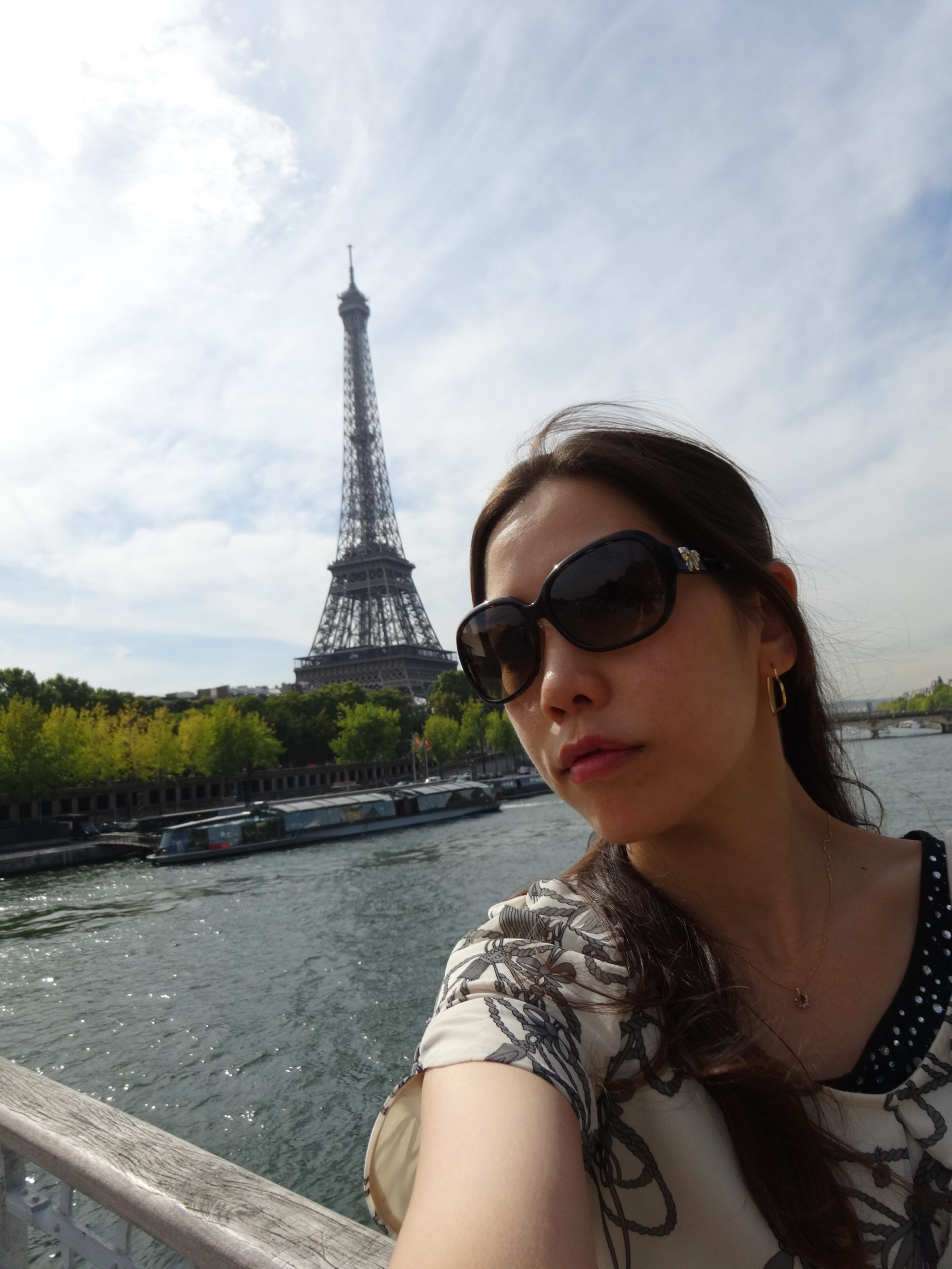 初めてのパリ。