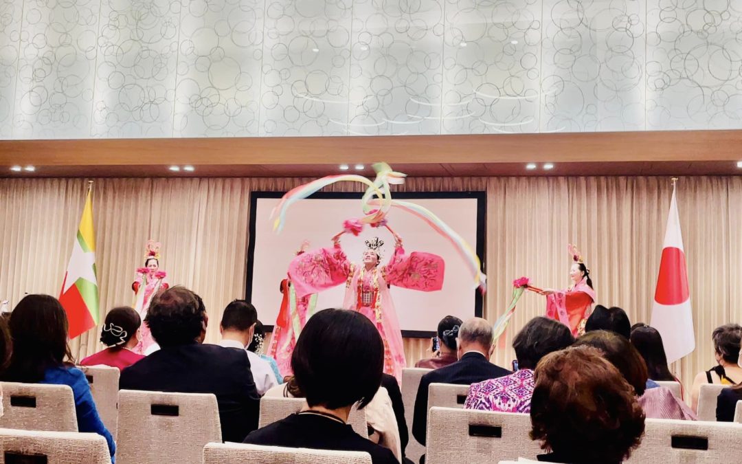 ミャンマー大使館の文化交流会。